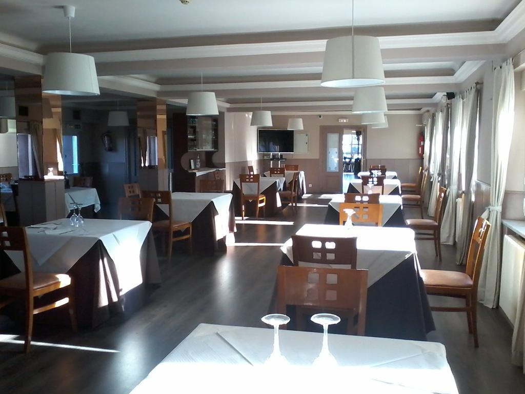 Hotel Buenos Aires Villafría de Burgos Kültér fotó